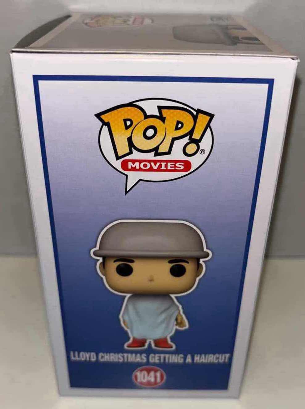 Photo 3 of NEW FUNKO POP! MOVIES VINYL FIGURE, DUMB AND DUMBER #1041 LLOYD CHRISTMAS GETTING A HAIRCUT