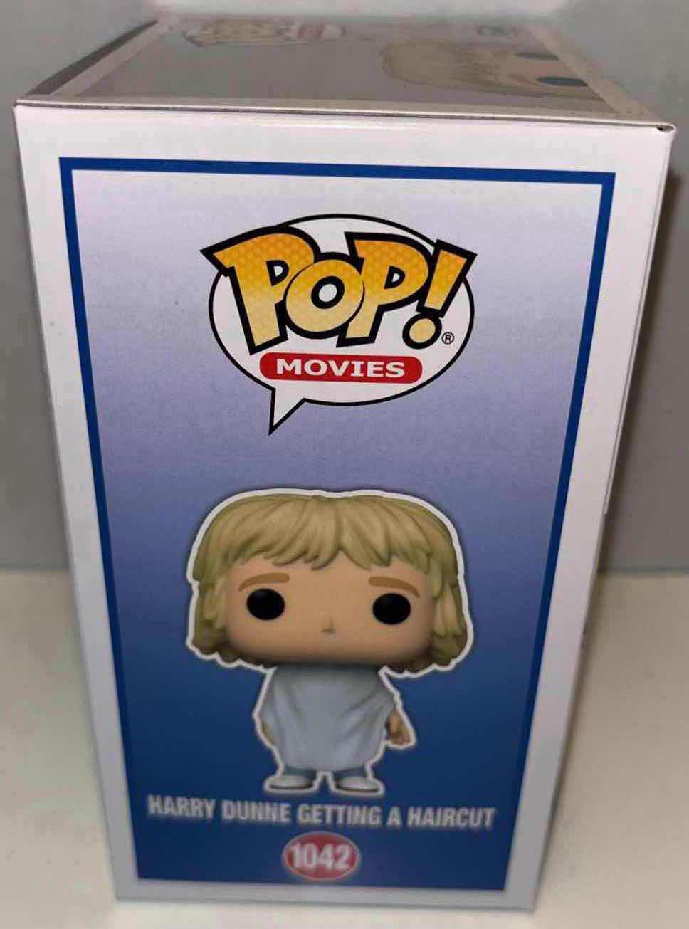 Photo 3 of NEW FUNKO POP! MOVIES VINYL FIGURE, DUMB AND DUMBER #1042 HARRY DUNNE GETTING A HAIRCUT