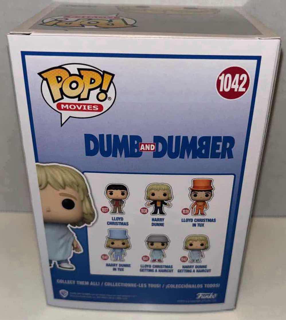 Photo 4 of NEW FUNKO POP! MOVIES VINYL FIGURE, DUMB AND DUMBER #1042 HARRY DUNNE GETTING A HAIRCUT