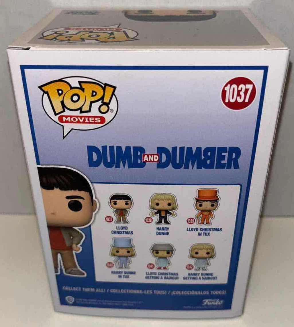 Photo 4 of NEW FUNKO POP! MOVIES VINYL FIGURE, DUMB AND DUMBER #1037 LLOYD CHRISTMAS