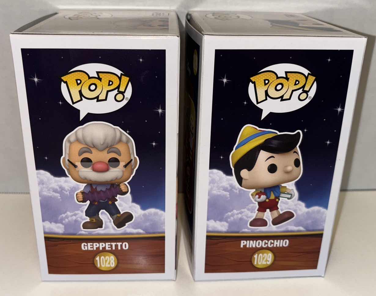 Photo 3 of NEW FUNKO POP! DISNEY PINOCCHIO VINYL FIGURE 2-PACK, #1028 GEPPETTO & #1029 PINOCCHIO