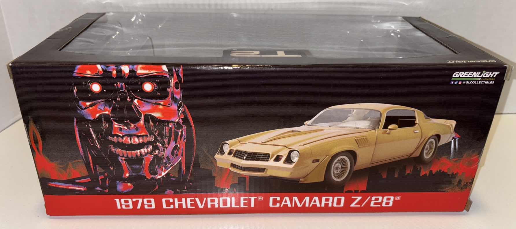 Photo 4 of NEW GREENLIGHT COLLECTIBLES TERMINATOR 2 JUDGMENT DAY DIE-CAST VEHICLE, 1979 CHEVROLET CAMARO Z/28