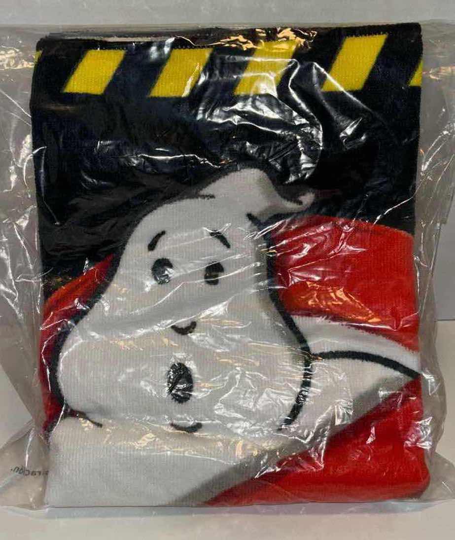 Photo 2 of NEW FACTORY ENTERTAINMENT 24” x 36” MICROFIBER TOWEL, GHOSTBUSTERS ECTO-1