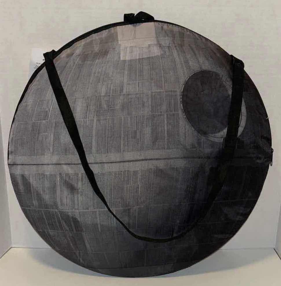 Photo 4 of NEW PICNIC TIME STAR WARS DEATH STAR WATER RESISTANT POP-UP 59” BLANKET