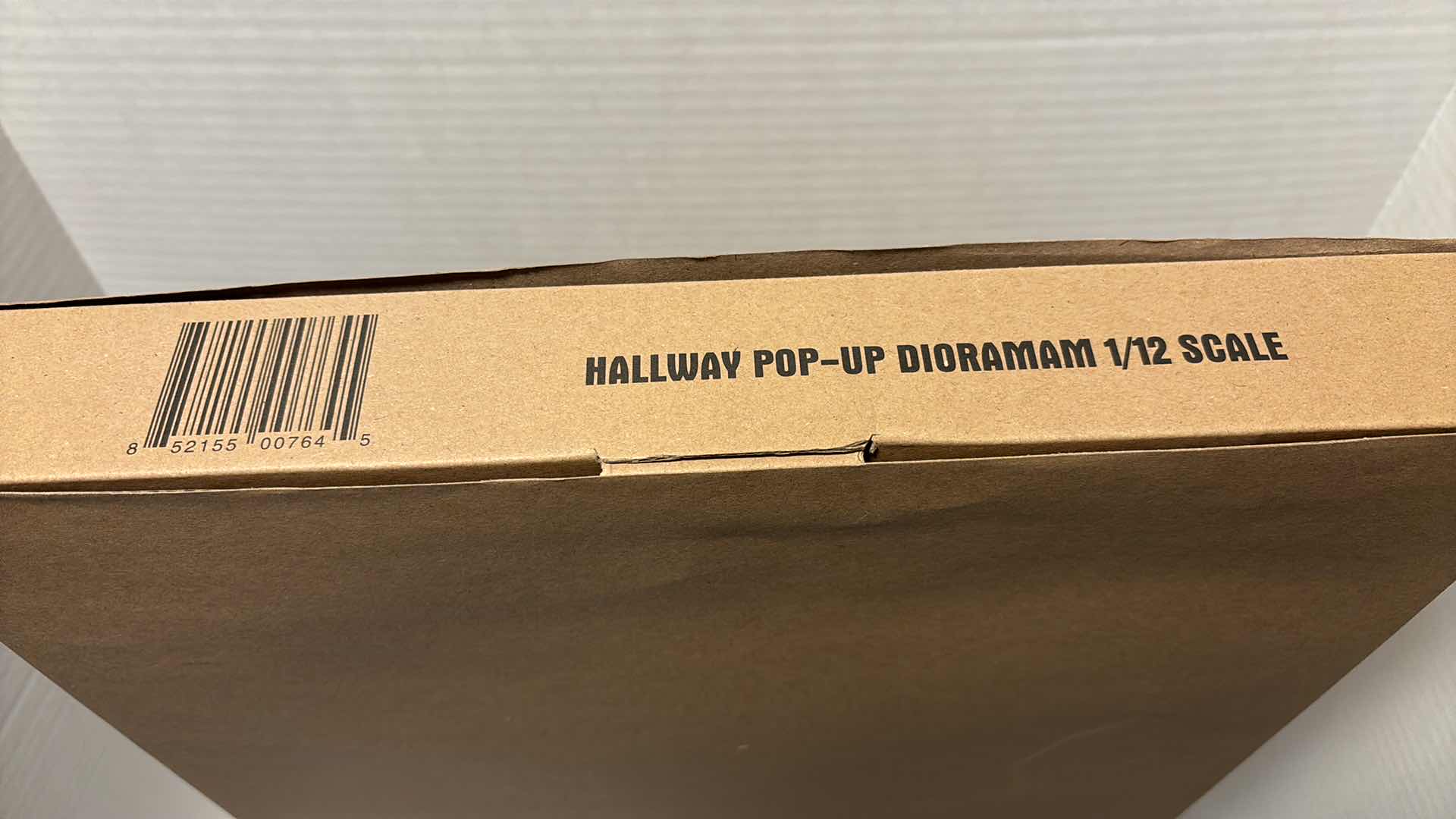 Photo 7 of BRAND NEW EXTREME-SETS POP-UP DIORAMA, “HALLWAY POP-UP” 1/12 SCALE