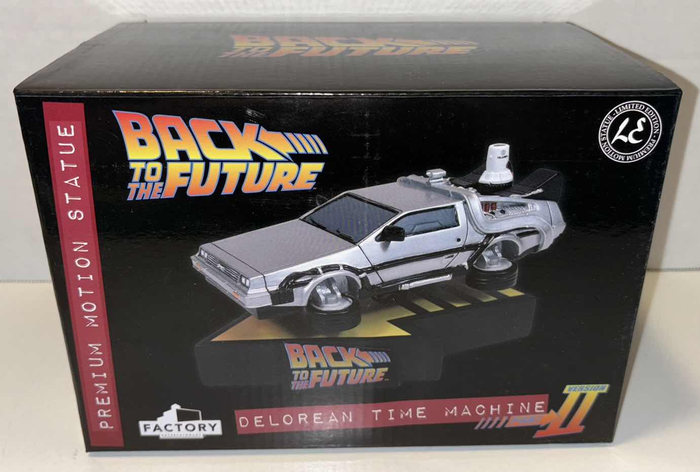 Photo 3 of NEW FACTORY ENTERTAINMENT LIMITED EDITION PREMIUM MOTION STATUE, BACK TO THE FUTURE “DELOREAN TIME MACHINE PART II VERSION”