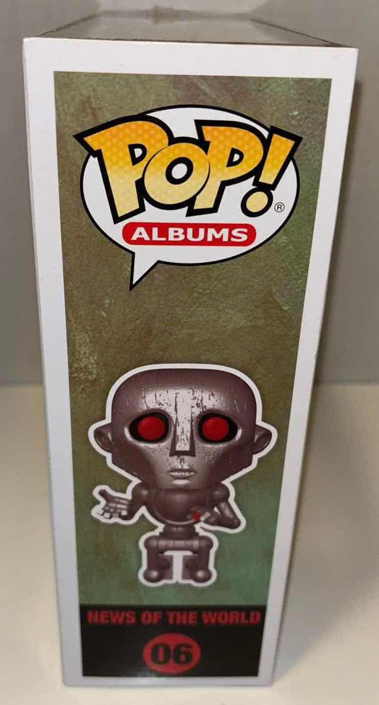 Photo 3 of NEW FUNKO POP! ALBUMS VINYL FIGURE, #06 “QUEEN NEWS OF THE WORLD”