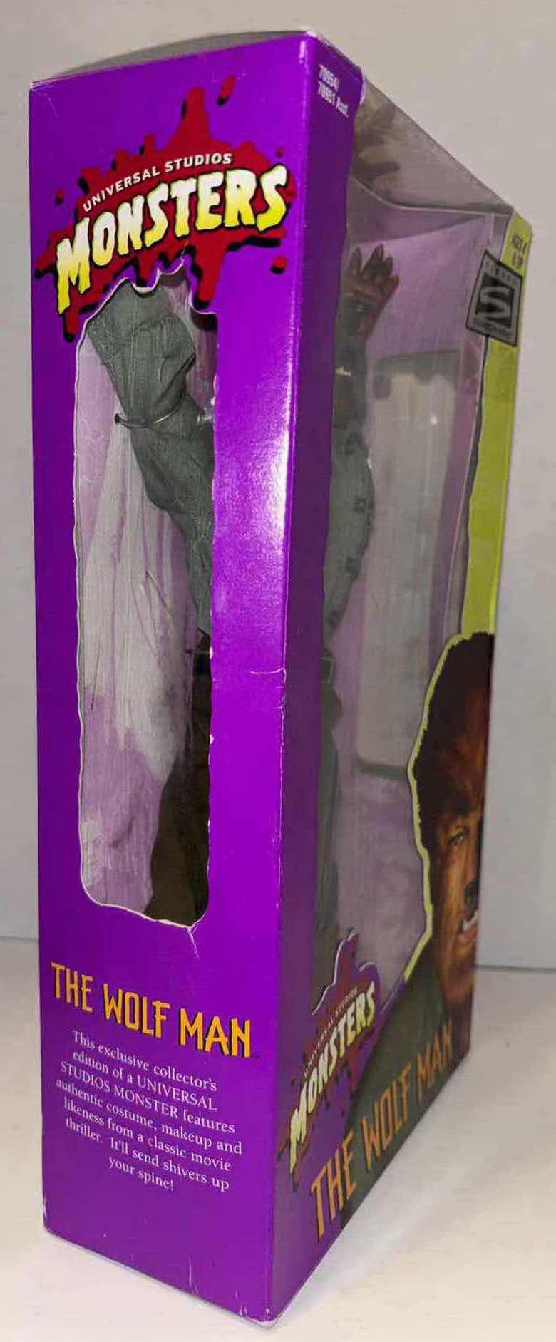 Photo 3 of NEW 1998 HASBRO SIGNATURE SERIES UNIVERSAL STUDIOS MONSTERS 12” ACTION FIGURE “THE WOLF MAN”