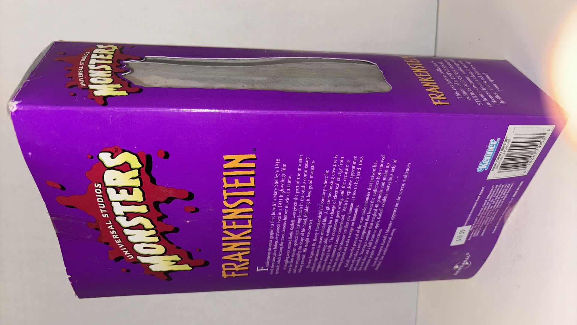 Photo 3 of NEW 1998 HASBRO SIGNATURE SERIES UNIVERSAL STUDIOS MONSTERS 12” ACTION FIGURE “FRANKENSTEIN”