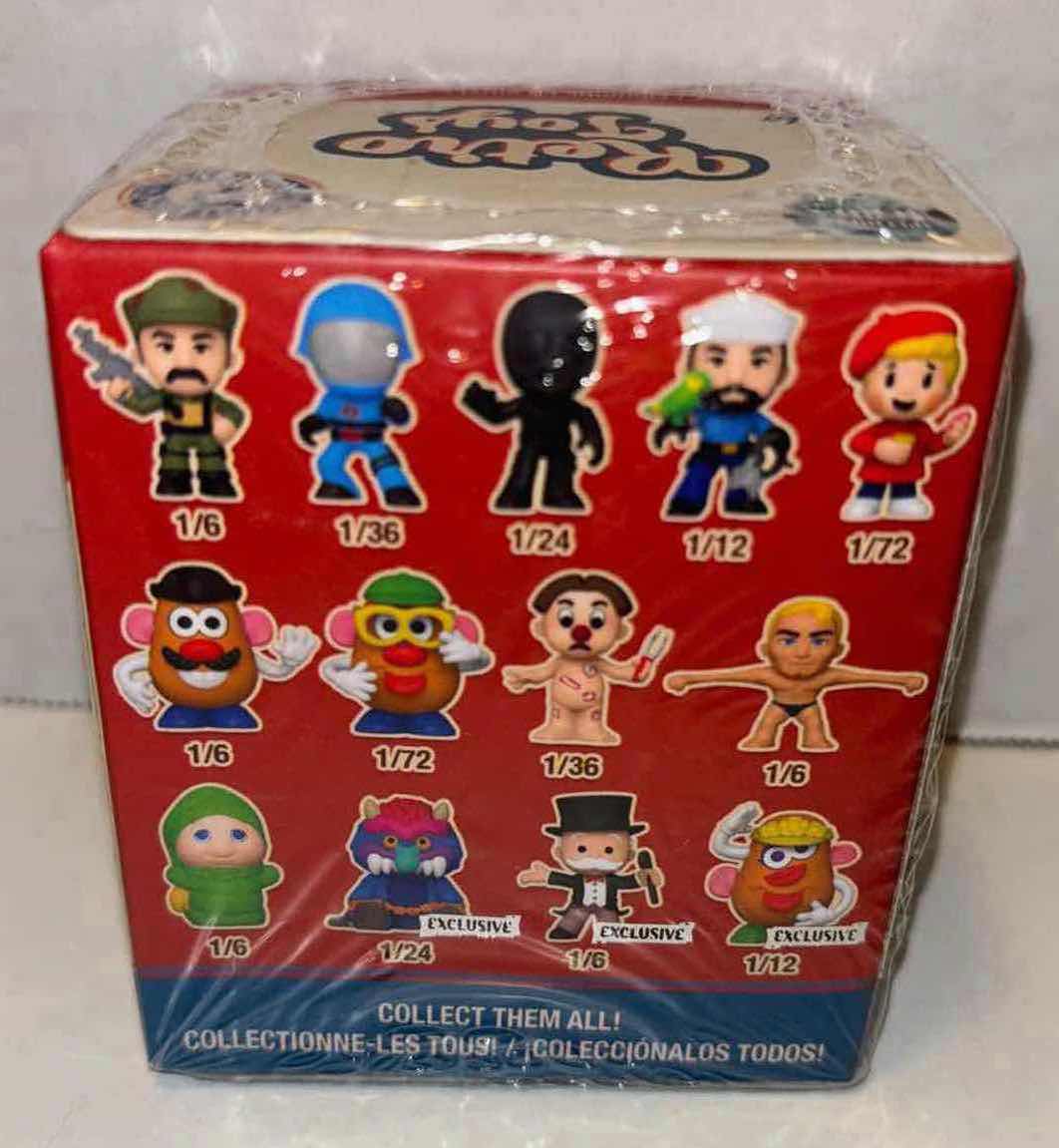 Photo 4 of NEW FUNKO VINYL FIGURE MYSTERY MINIS 2-PACK “RETRO TOYS”