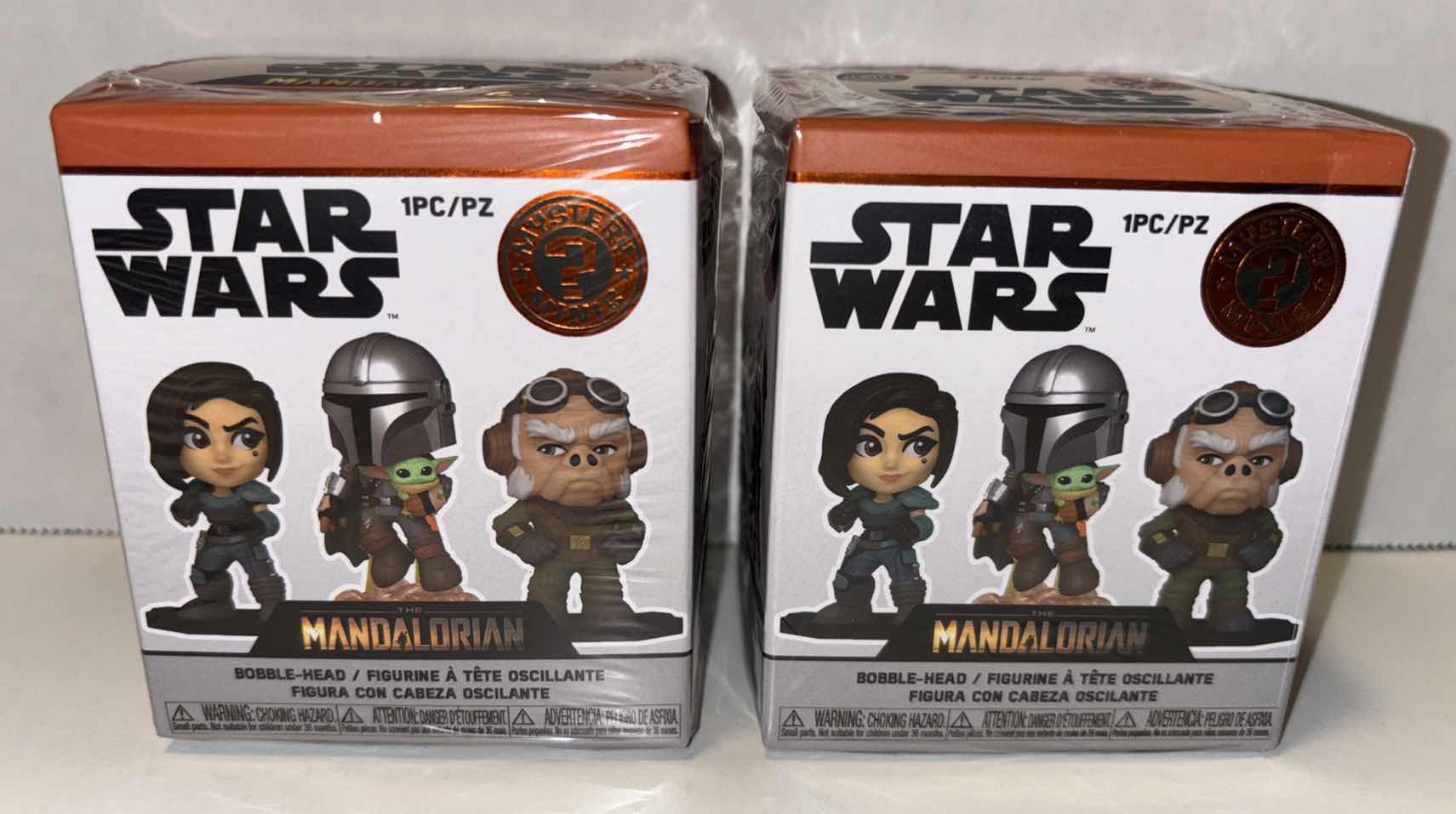 Photo 1 of NEW FUNKO VINYL BOBBLE-HEAD FIGURE MYSTERY MINIS 2-PACK STAR WARS “THE MANDALORIAN”