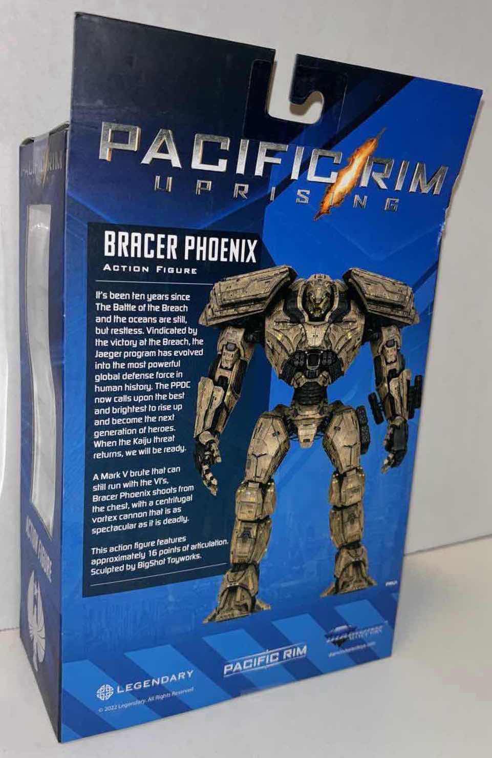 Photo 3 of NEW DIAMOND SELECT TOYS PACIFIC RIM UPRISING ACTION FIGURE & ACCESSORIES “BRACER PHOENIX”