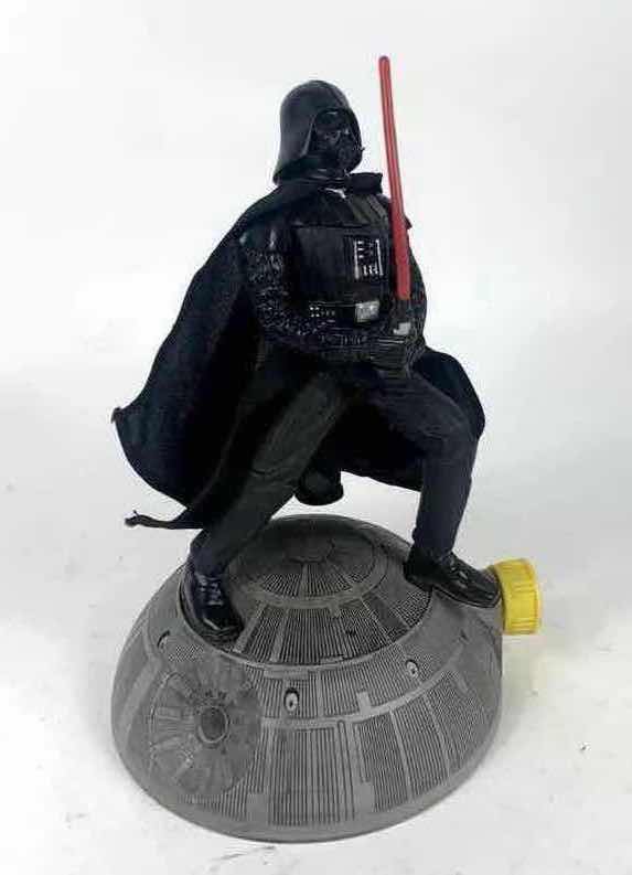 Photo 1 of NEW SPORT FUN 2005 LUCAS FILM LTD STAR WARS VADER FORCE SPRINKLER