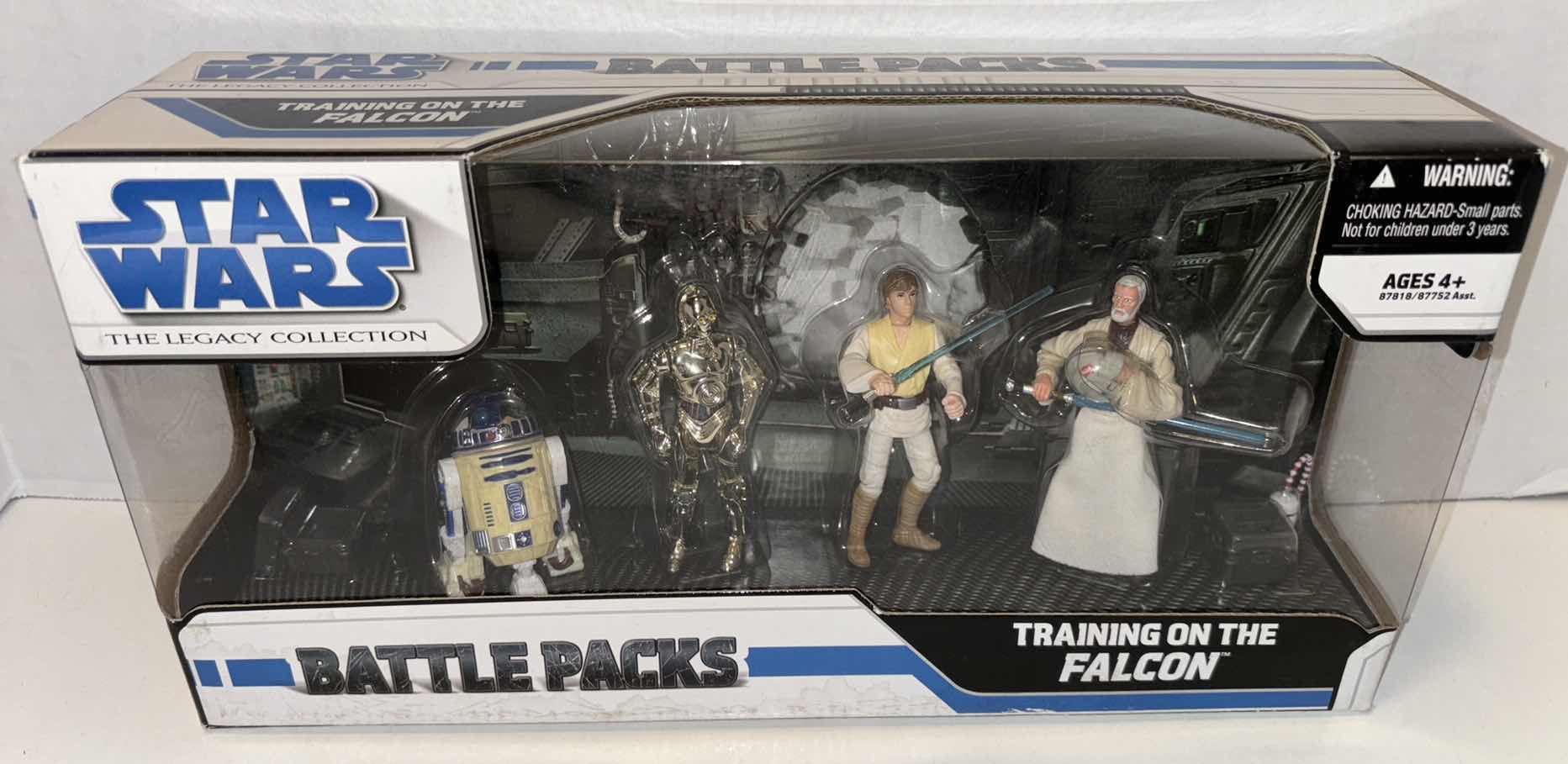 Photo 1 of NEW HASBRO 2008 STAR WARS THE LEGACY COLLECTION BATTLE PACKS “TRAINING ON THE FALCON” (4-PACK ACTION FIGURE & ACCESSORIES SET)