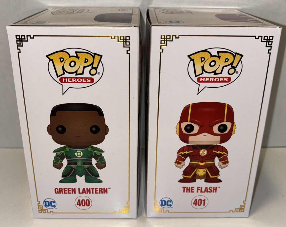 Photo 2 of NEW FUNKO POP! HEROES 2-PACK  DC IMPERIAL PALACE VINYL FIGURES, #400 “GREEN LANTERN” & #401 “THE FLASH”