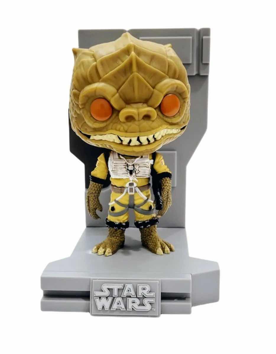 Photo 1 of NEW FUNKO POP! GAMESTOP EXCLUSIVE STAR WARS DELUXE BOBBLE-HEAD VINYL FIGURE, #437 “BOUNTY HUNTERS COLLECTION: BOSSK”