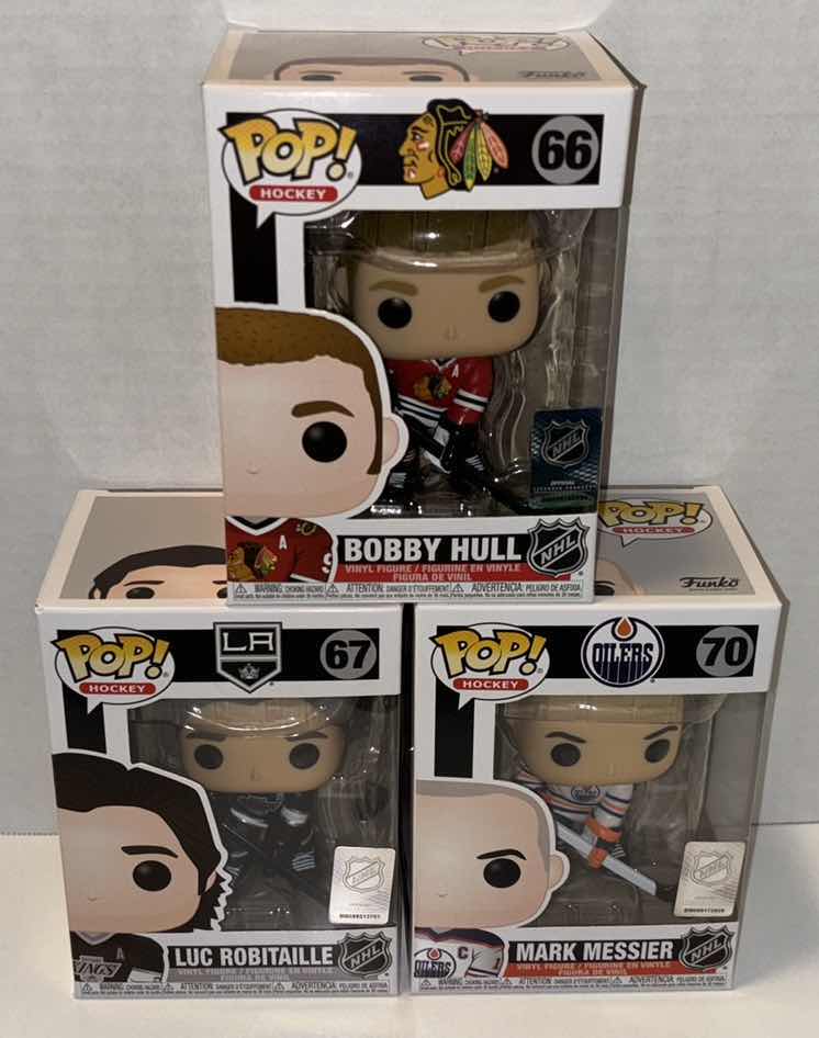 Photo 1 of NEW FUNKO POP! 3-PACK NHL HOCKEY LEGENDS VINYL FIGURES, #66 BOBBY HULL #67 LUC ROBITAILLE #70 MARK MESSIER