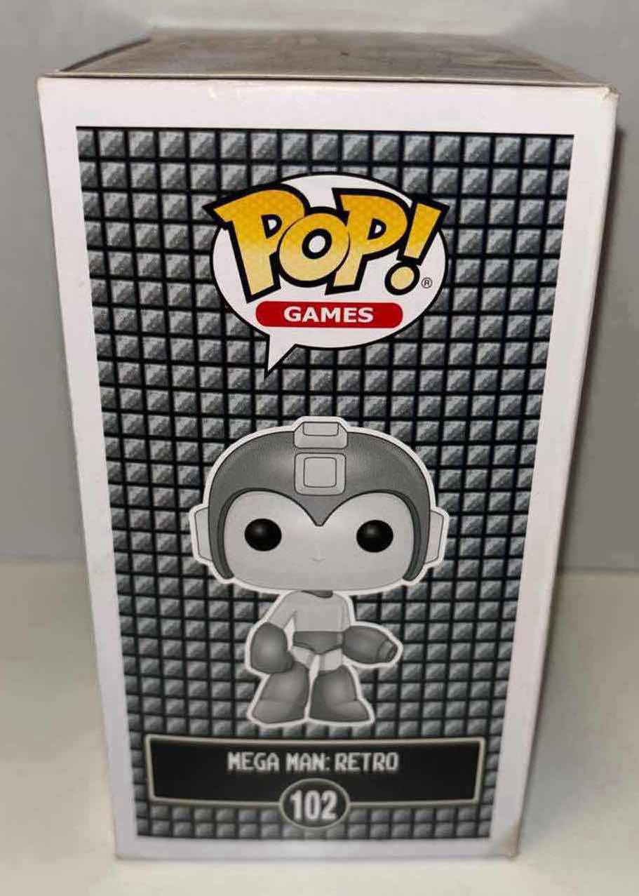 Photo 3 of NEW FUNKO POP! GAMES VINYL FIGURE, GAMESTOP EXCLUSIVE #102 MEGA MAN: RETRO