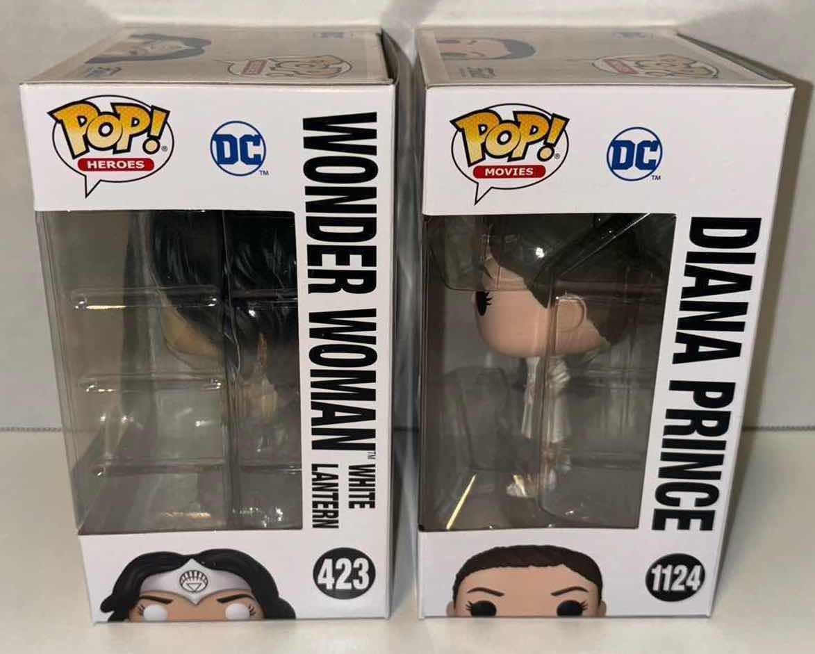 Photo 6 of NEW FUNKO POP! HEROES VINYL FIGURES, #423 80TH ANNIVERSARY WONDER WOMAN WHITE LANTERN (GLOW IN THE DARK) & #1124 ZACK SNYDER’S JUSTICE LEAGUE DIANA PRINCE