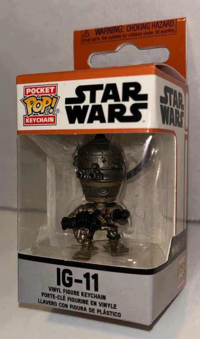 Photo 6 of NEW FUNKO POP! STAR WARS BOBBLE-HEAD VINYL FIGURE & POCKET POP! KEYCHAIN, #462 BOBA FETT & IG-11 KEYCHAIN