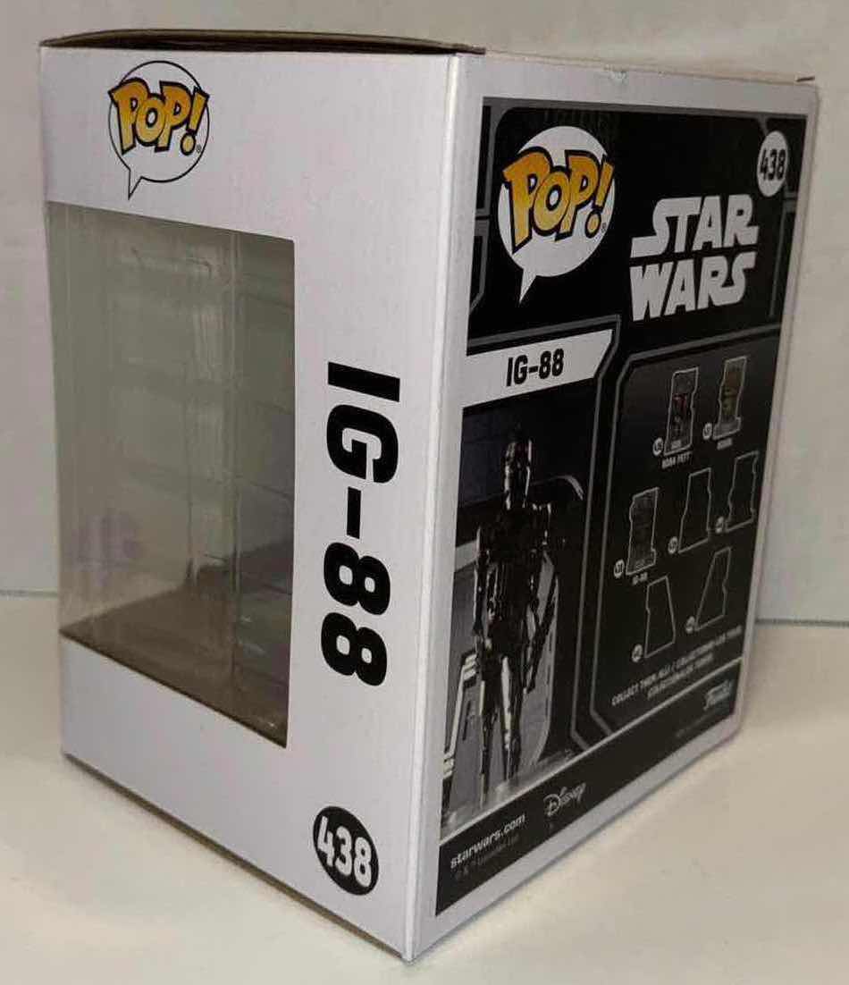 Photo 3 of NEW FUNKO POP! GAMESTOP EXCLUSIVE DELUXE BOBBLE-HEAD VINYL FIGURE, #438 BOUNTY HUNTERS COLLECTION: IG-88