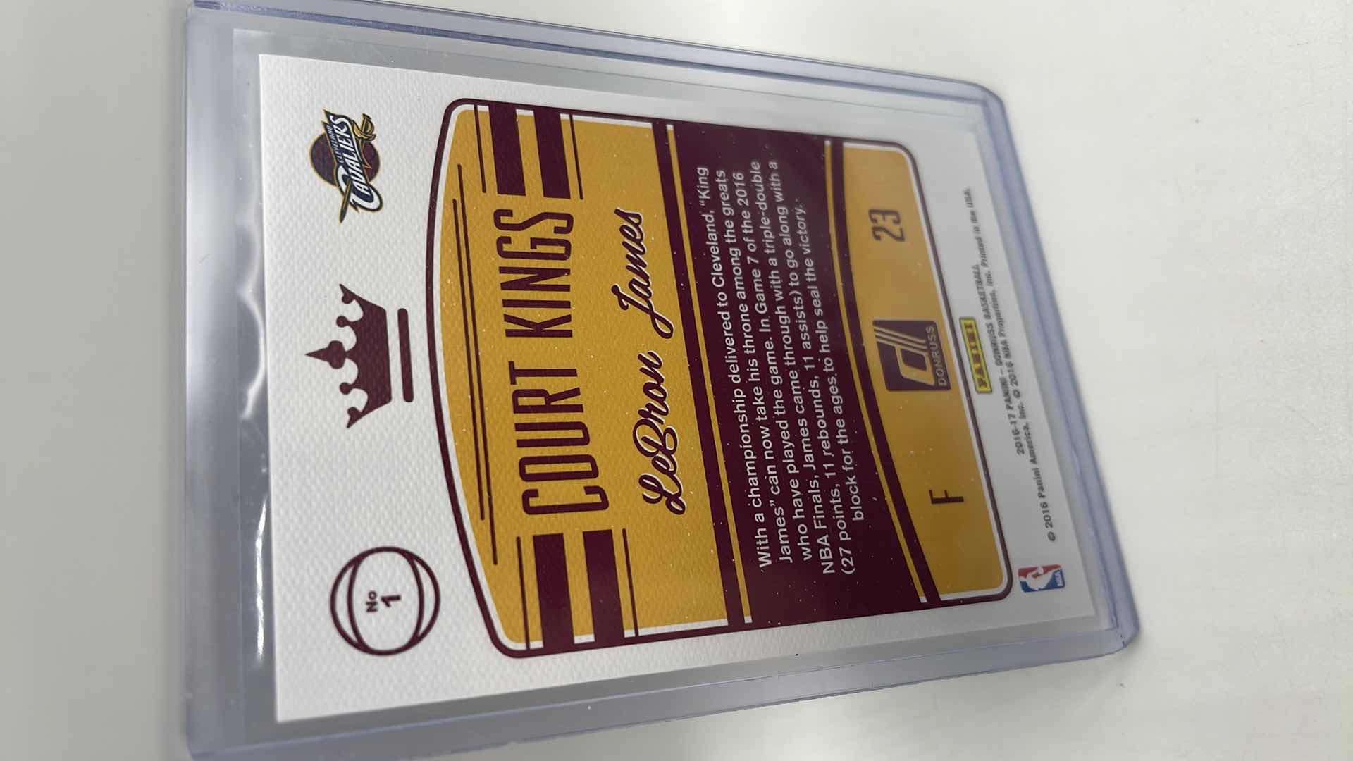 Photo 2 of 2016-17 LEBRON JAMES PANINI COURT KING CARD 1