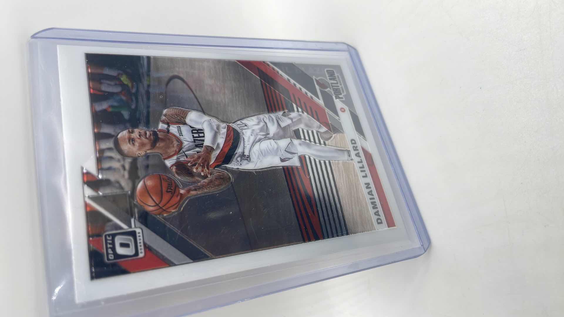 Photo 1 of 2019-20 DAMIAN LILLARD PANINI CARD 7