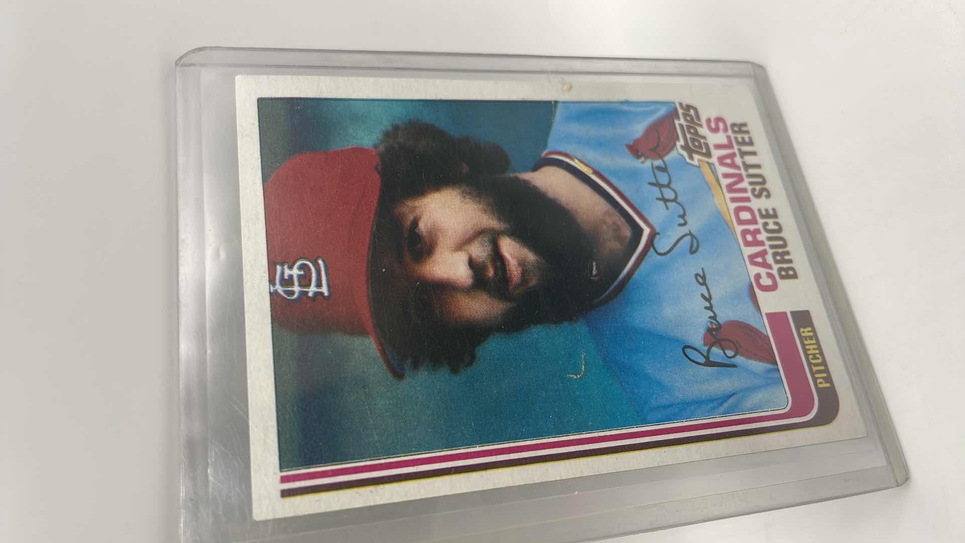 Photo 1 of 1982 BRUCE SUTTER TOPPS CARD 260