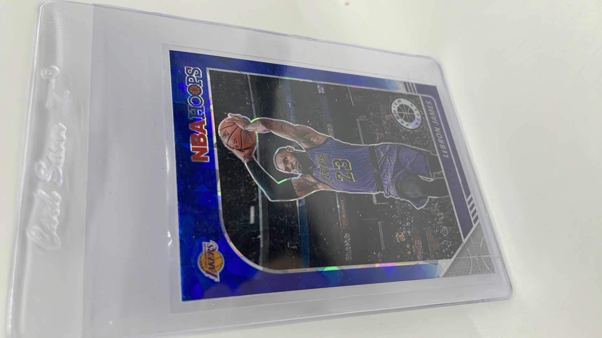 Photo 1 of 2019-20 LEBRON JAMES PANINI CARD 87