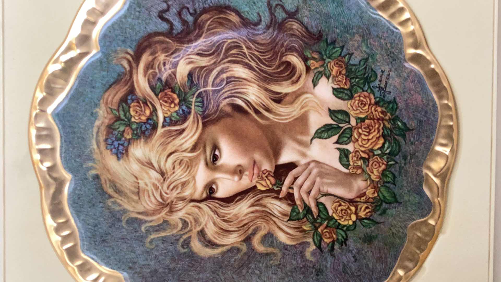 Photo 2 of COLLECTORS PICKARD PORCELAIN PLATE, SYMPHONY OF ROSES, LIMITED EDITION, NUMBERED