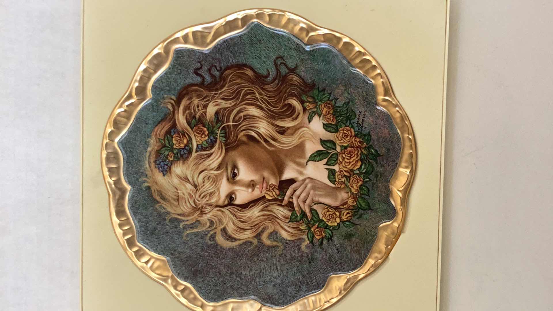 Photo 1 of COLLECTORS PICKARD PORCELAIN PLATE, SYMPHONY OF ROSES, LIMITED EDITION, NUMBERED