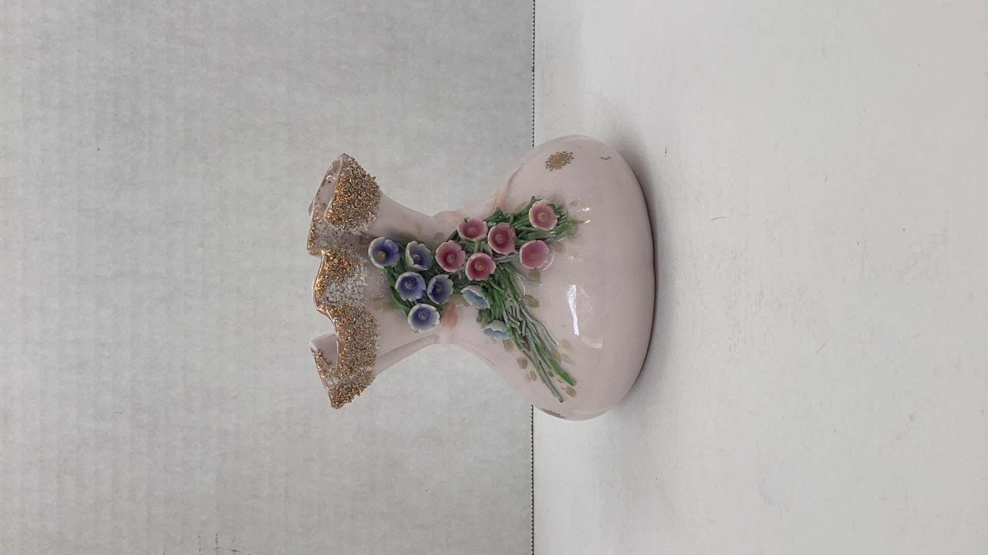 Photo 1 of VINTAGE LEFTON CHINA FLORAL HAND PAINTED VASE