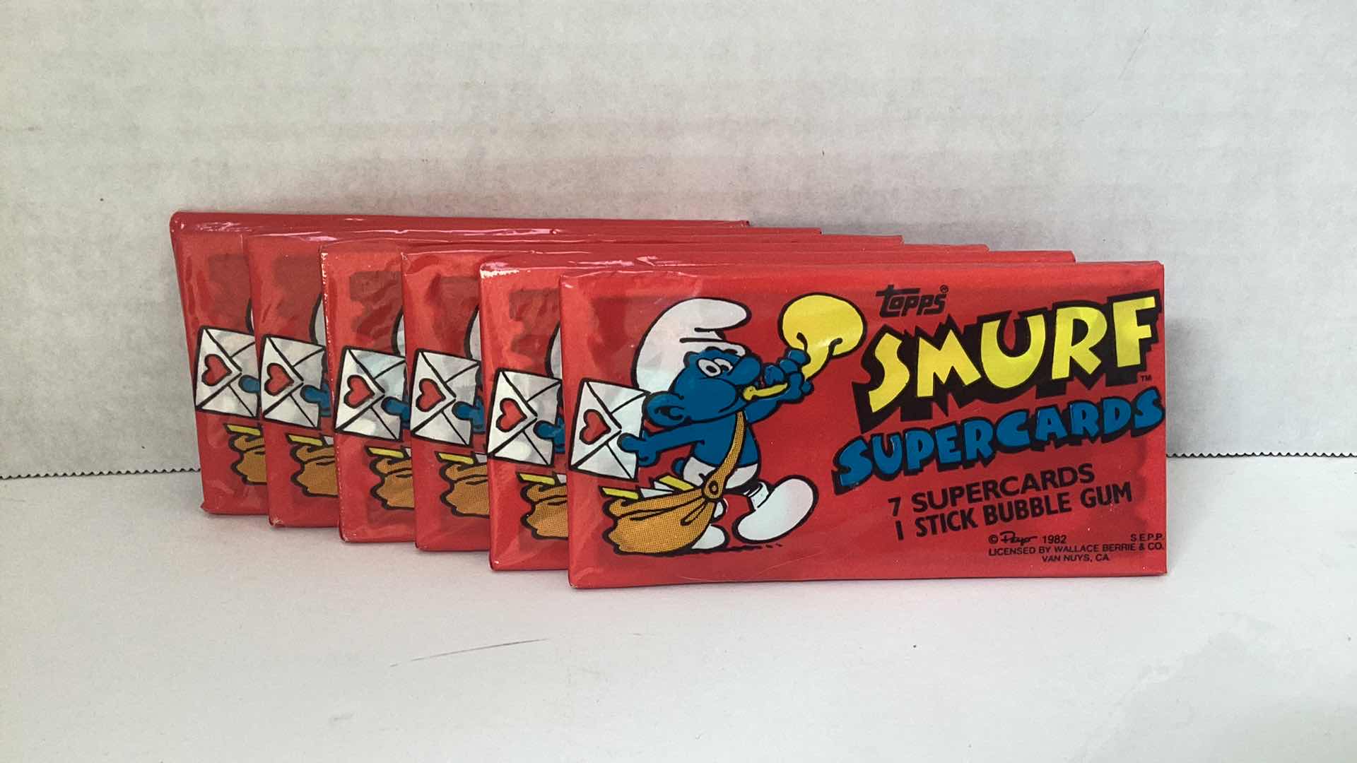 Photo 1 of SET OF 6 1982 TOPPS SMURF SUPERCARDS