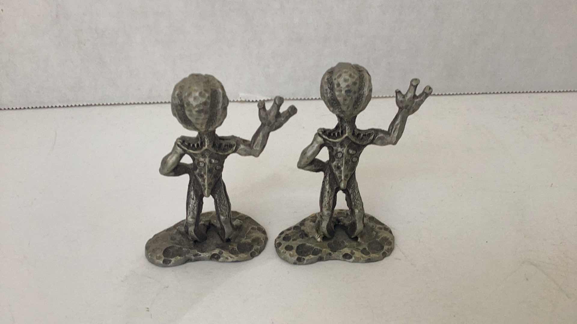 Photo 3 of SET OF 2 PEWTER ALIENS 3 INCHES TALL