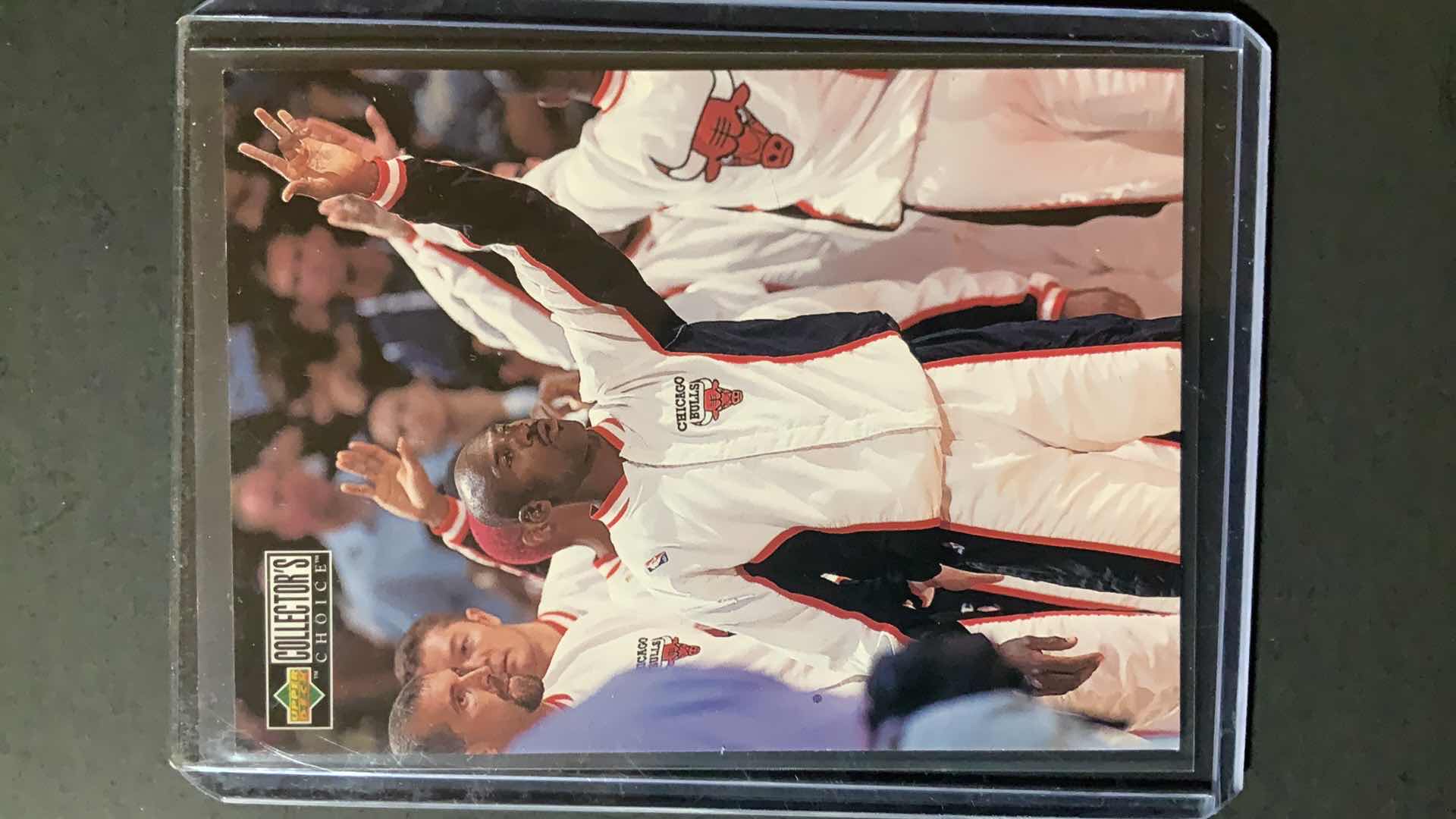 Photo 1 of 1996 UPPER DECK MICHAEL JORDAN