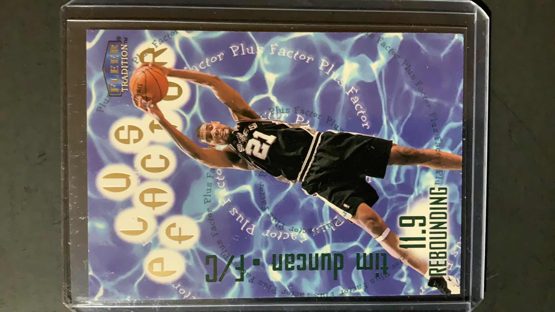 Photo 1 of 1998 FLEER TIM DUNCAN