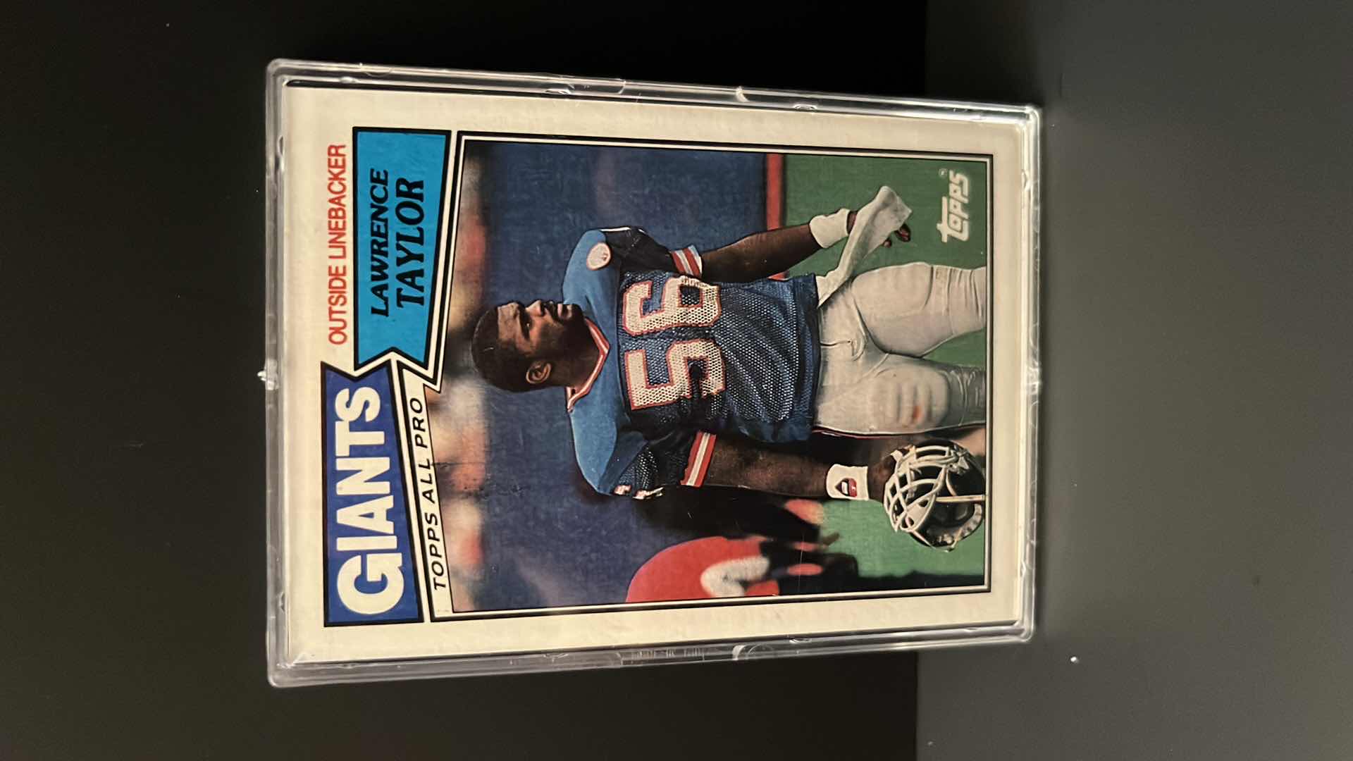 Photo 1 of 1987 TOPPS FOOTBALL CARD LAWRENCE TAYLOR GIANTS # 26