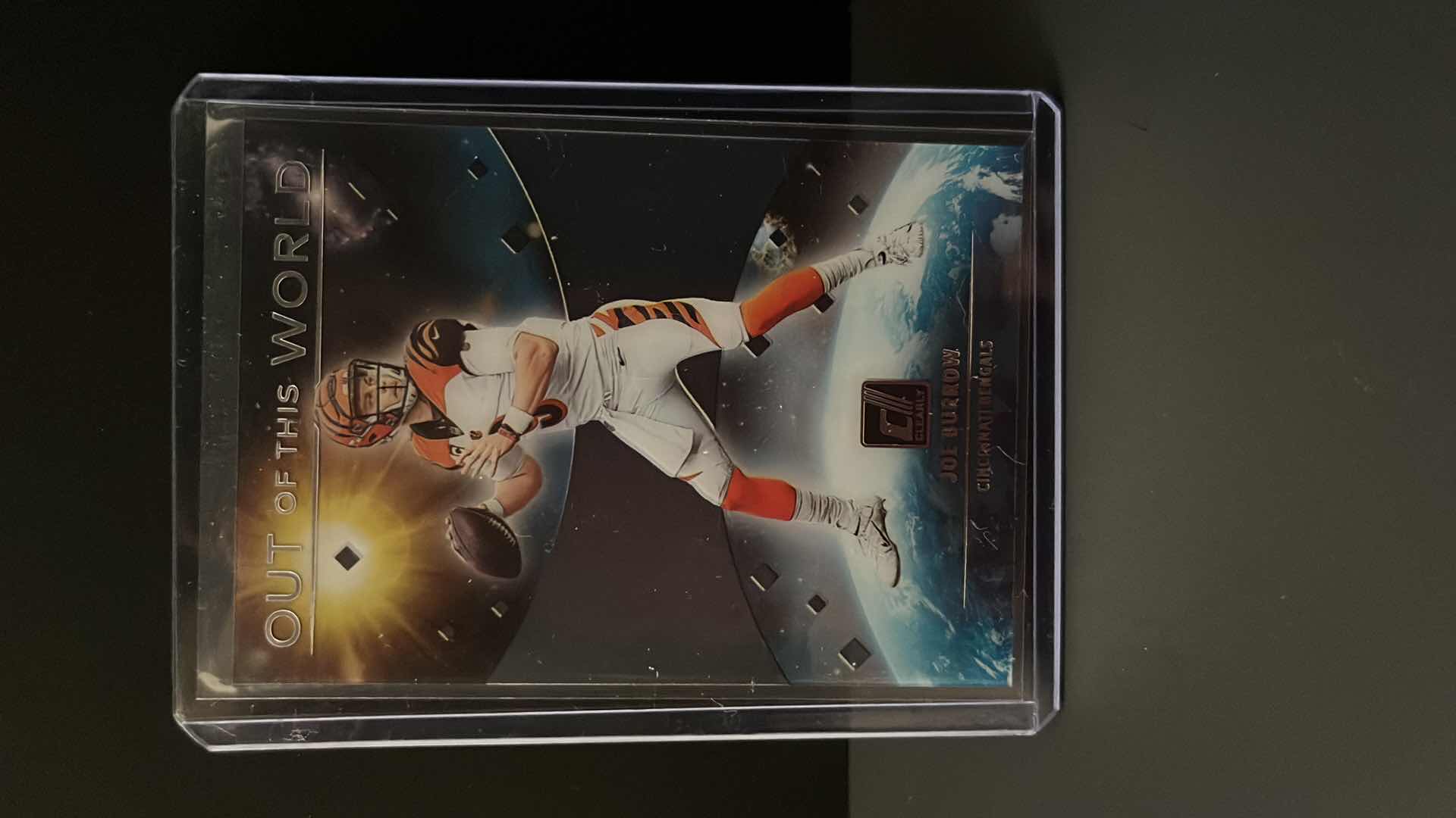 Photo 1 of 2021 PANINI JOE BURROW OUT OF THIS WORLD INSERT CARD #OW-JB