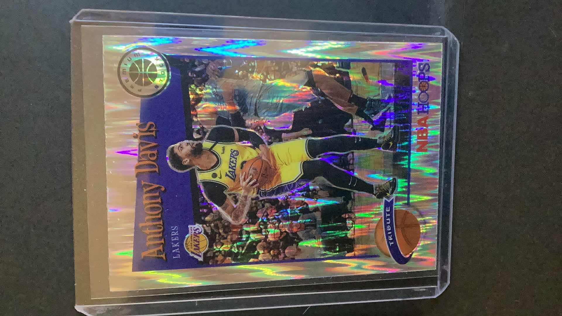 Photo 1 of RARE 2019 PREMIUM STOCK ANTHONY DAVIS HOOPS FLASH PRIZM #294