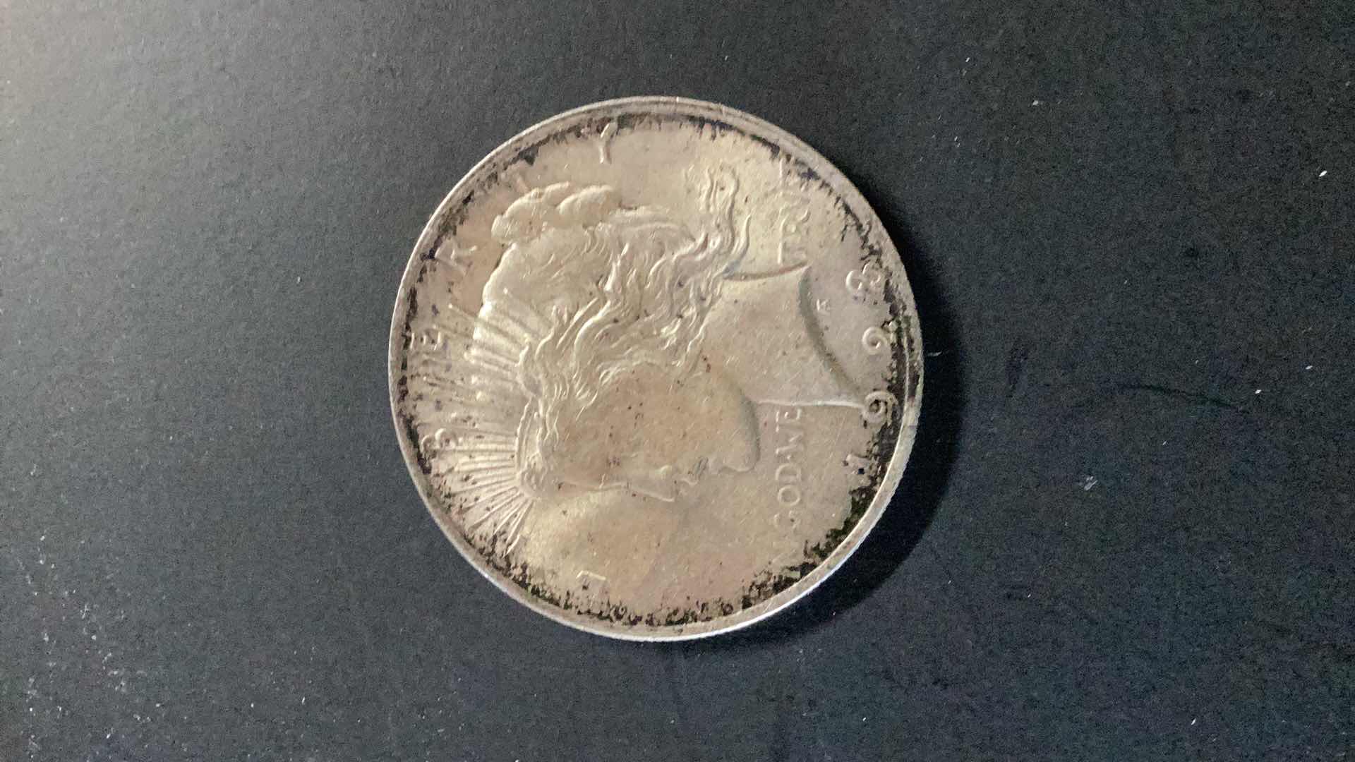 Photo 4 of UNITED STATES 1923 MORGAN DOLLAR