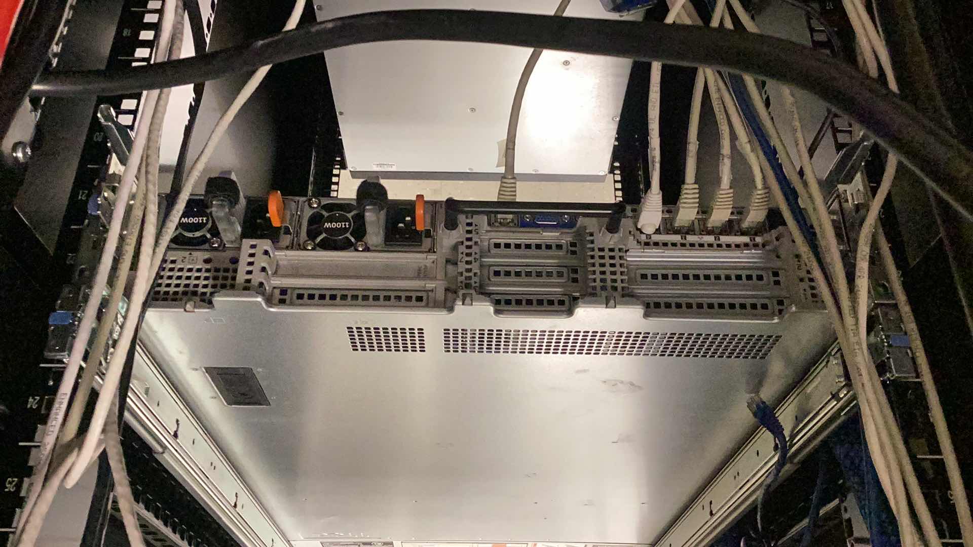 Photo 4 of DELL POWEREDGE R820 WITH WINDOWS SERVER COA (BUYER TO DISASSEMBLE & REMOVE FROM 2ND STORY OFFICE BUILDING W ELEVATOR)