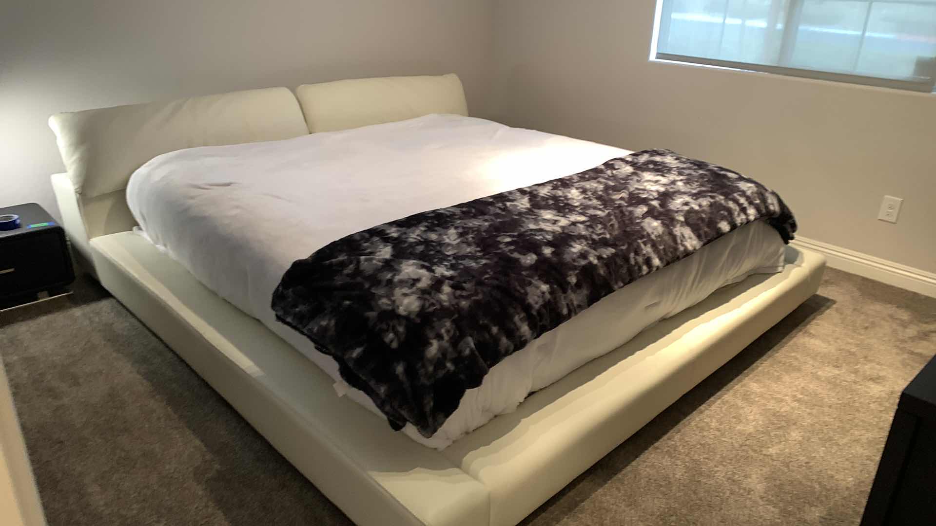 Photo 2 of ROCHE BOBOIS CREAM LEATHER PLATFORM BED WITH ADJUSTABLE HEADRESTS 93” x 103” H30.5” (FITS CAL KING MATTRESS)