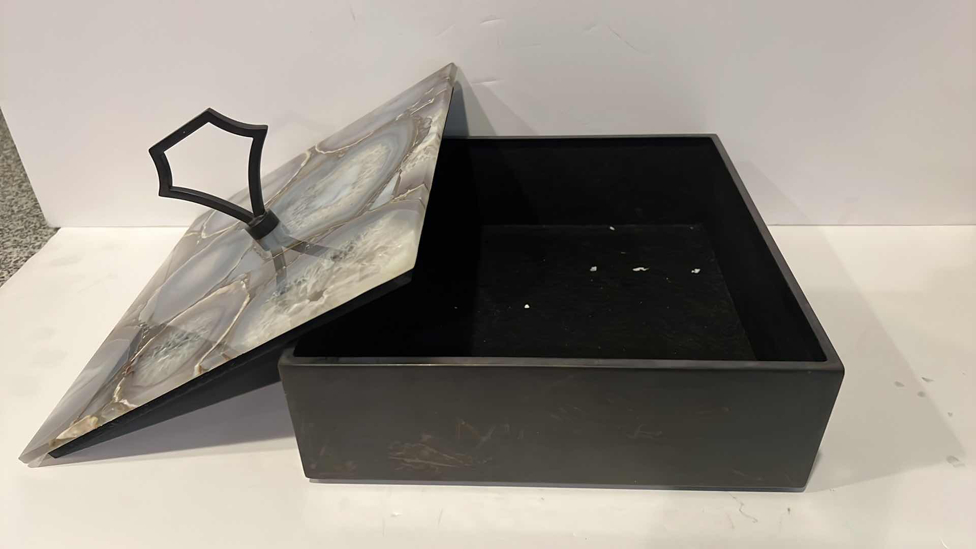 Photo 6 of MARBLE  DESIGN STORAGE BOX W LID 10” x 10” H4”