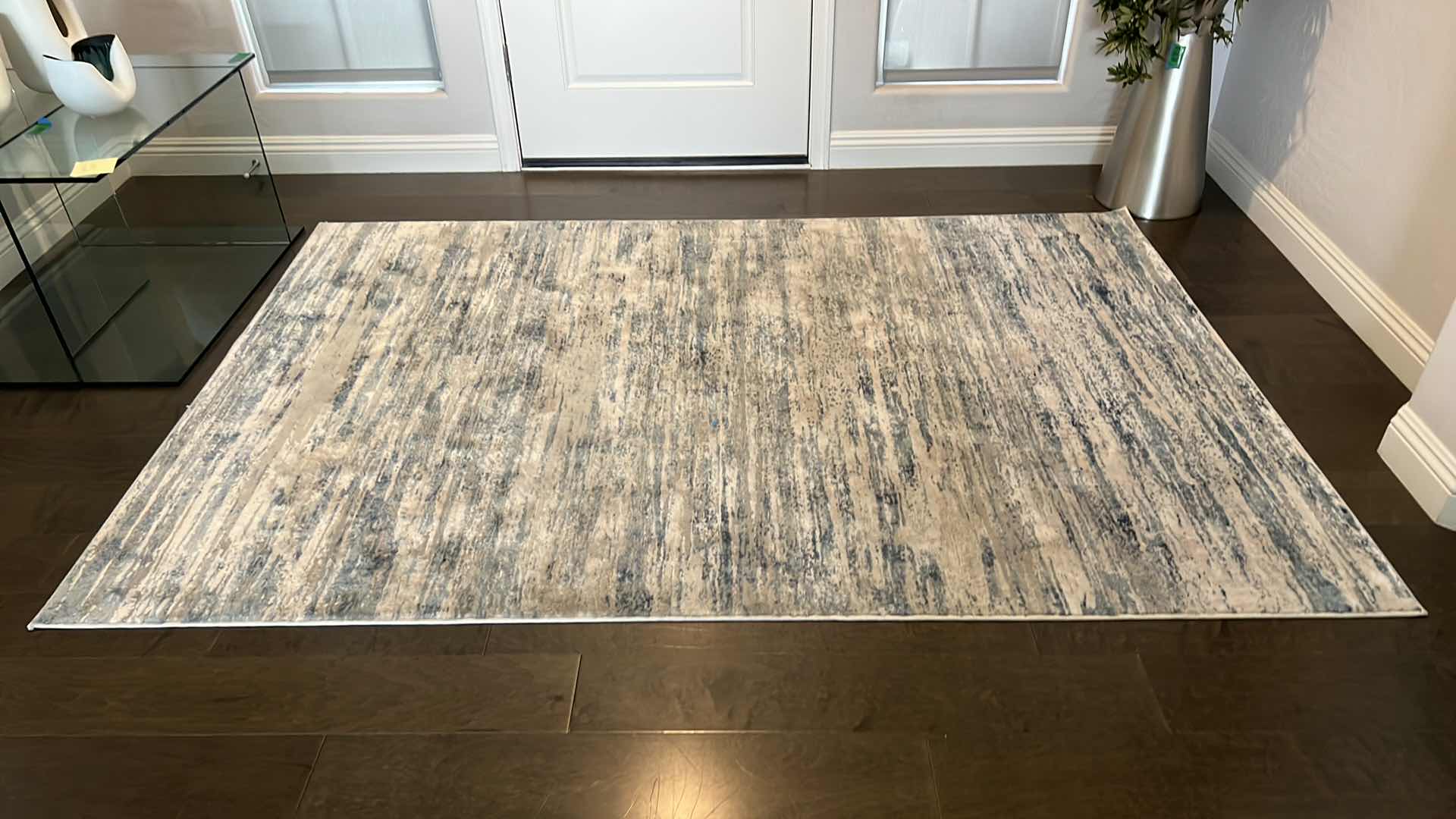 Photo 1 of BLUE W CREAM AREA RUG 62” x 41”