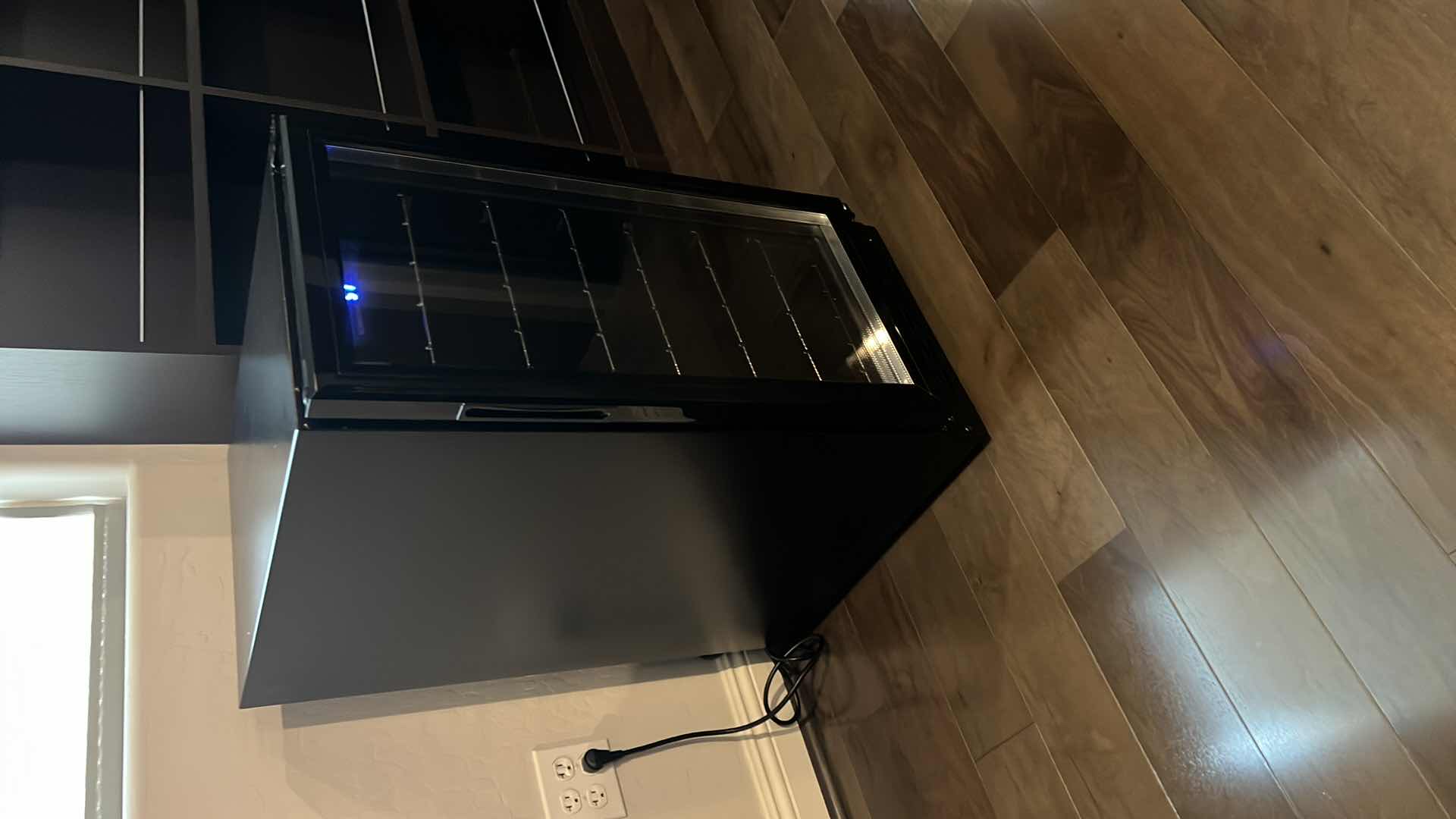 Photo 4 of EDGESTAR BLACK WINE REFRIGERATOR