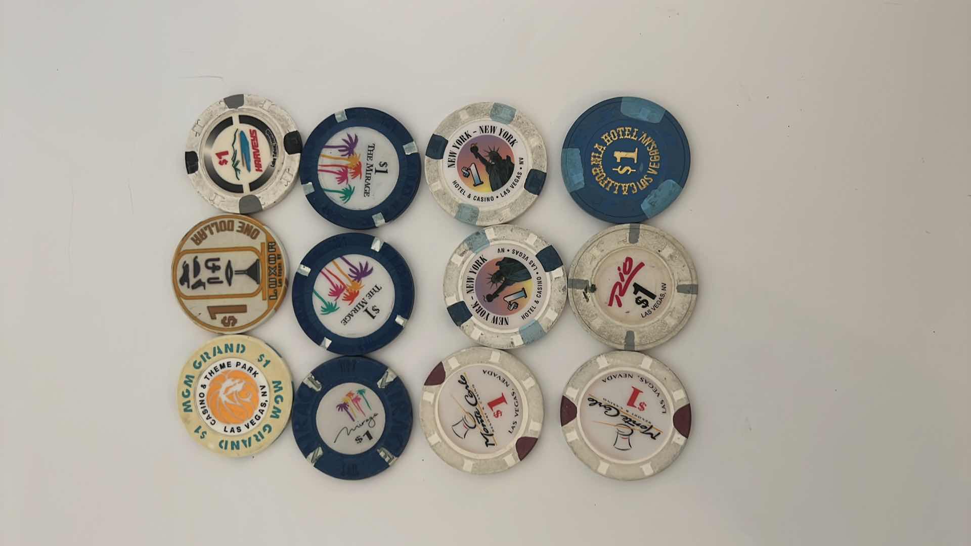 Photo 2 of 12- VINTAGE CASINO CHIPS