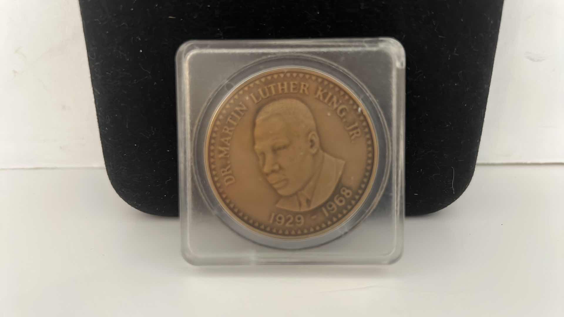 Photo 2 of MARTIN LUTHER KING JR 1929-1968 COIN TOKEN