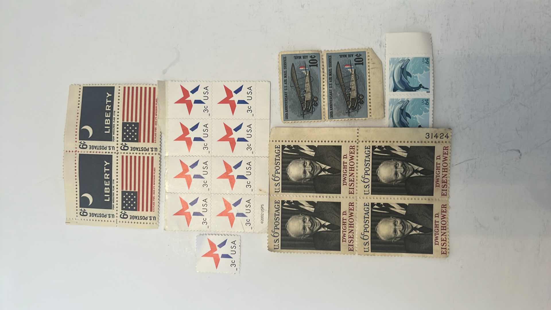 Photo 1 of COLLECTION USA STAMPS