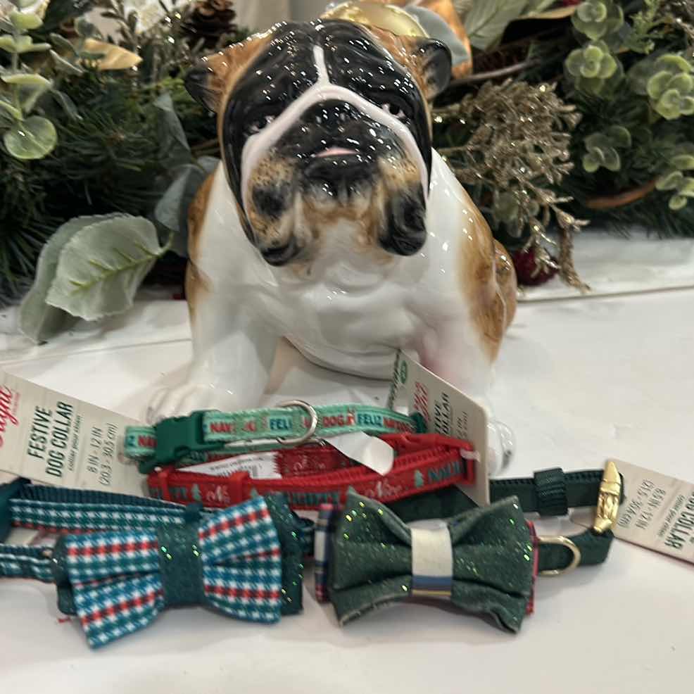 Photo 1 of 4 CHRISTMAS DOG COLLARS SIZE XS