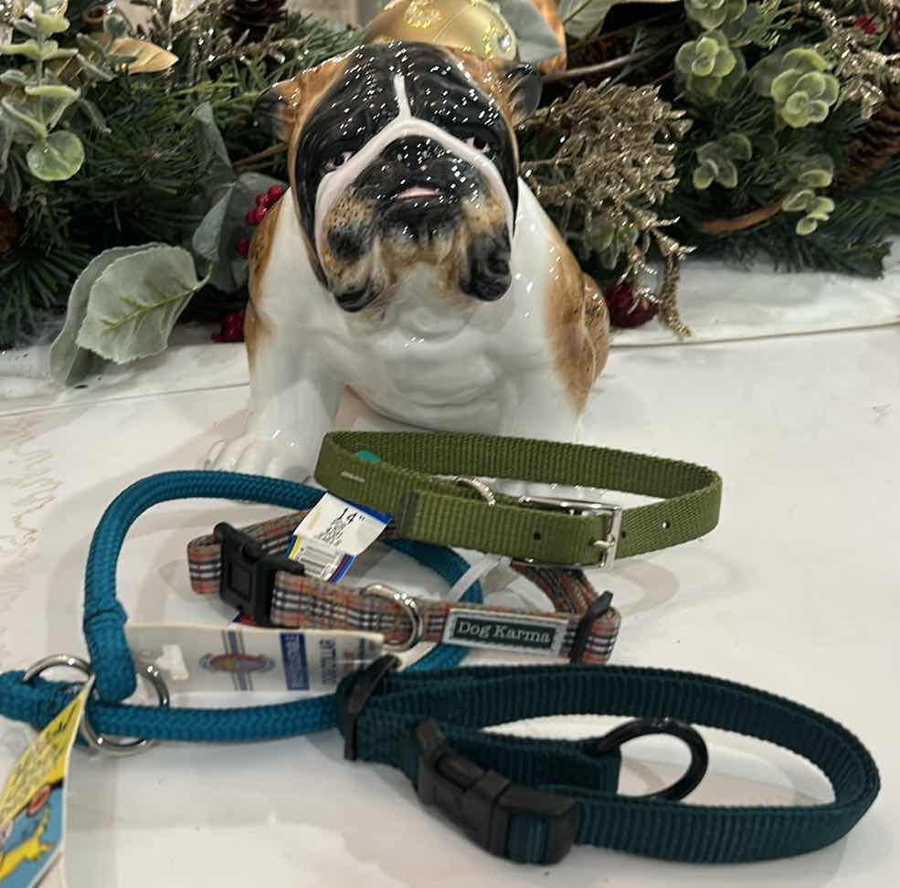 Photo 1 of 4 NEW DOG COLLARS SIZE MED